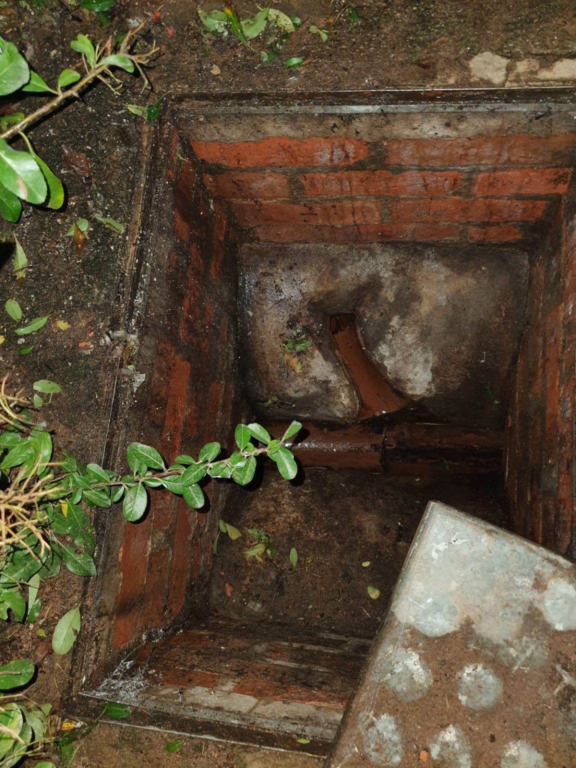 Blocked Gully - WD3 - London Drains Direct